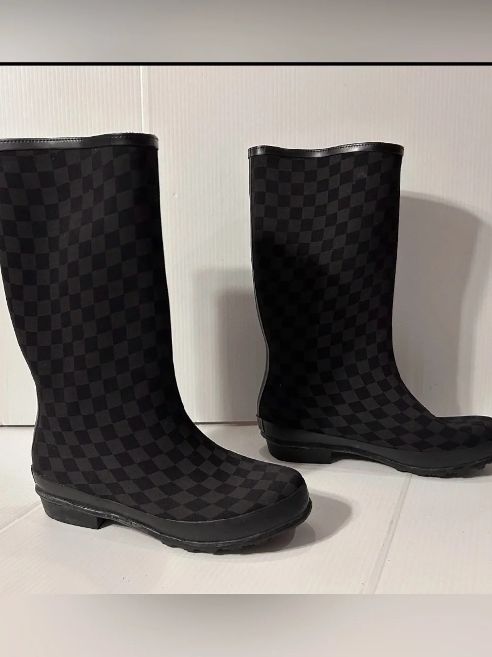 L.L.Bean Women’s Size 8 Black Checkered Boots | Very Good Condition | Cozy & Sty